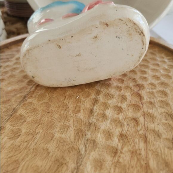 Vintage Baby Booty Planter - Picture 4 of 9